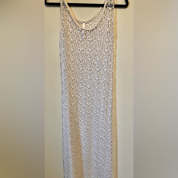 Beautiful fishnet maxi cover up! - Picture 1 of 2